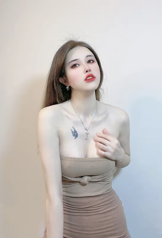 知性大姐姐 - 鹿八岁baby